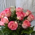 12 rosas rosa extra de tallo corto
excepto en San Valentin